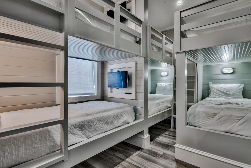 Coast Is Clear Private Beach Heated Pool