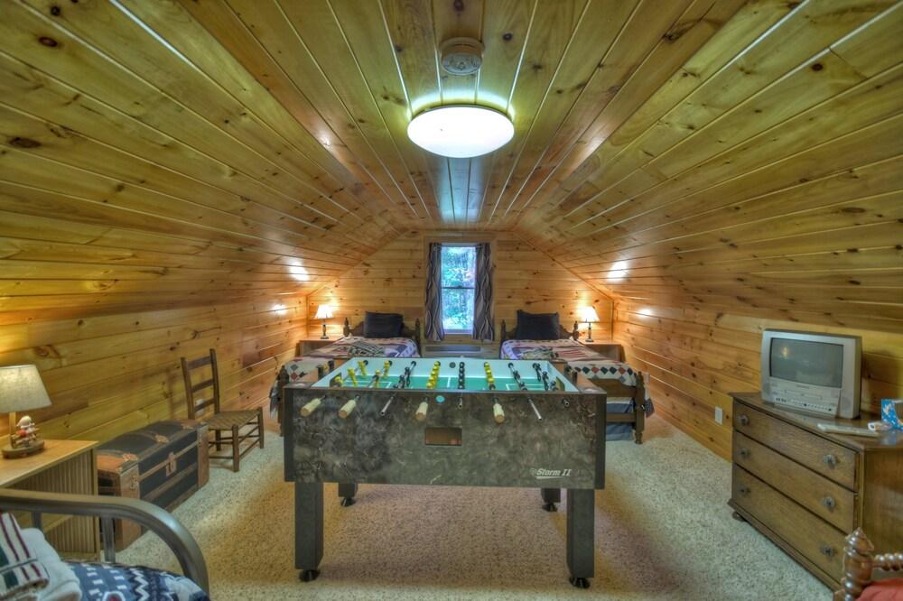 Campbell's Cozy Cabin