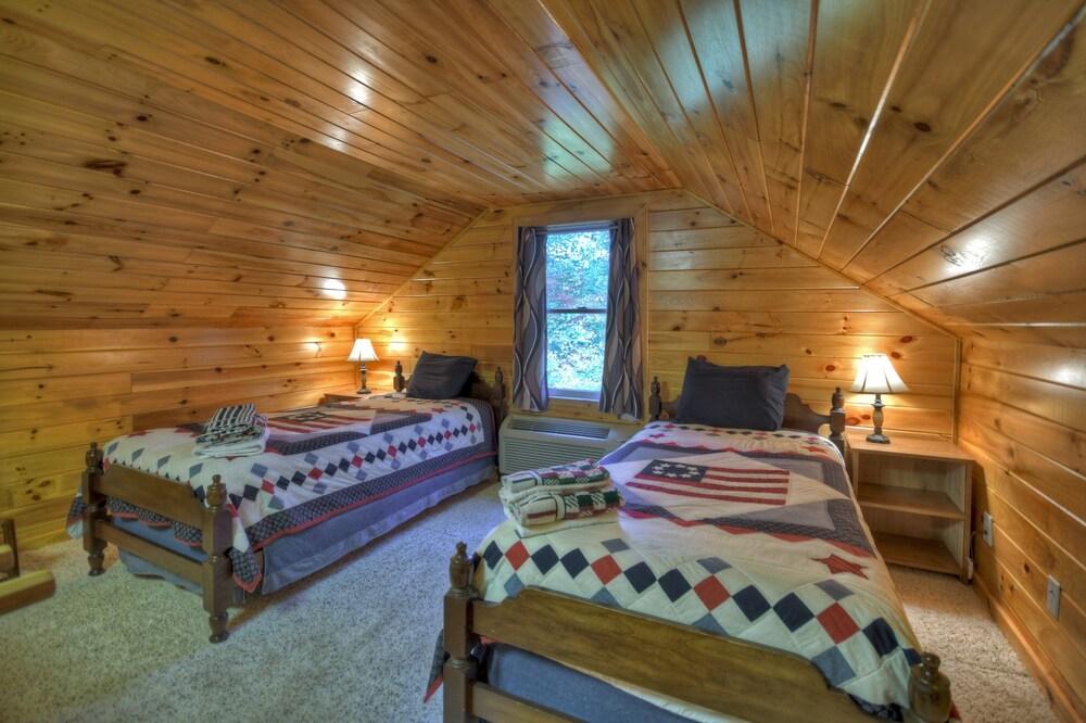 Campbell's Cozy Cabin