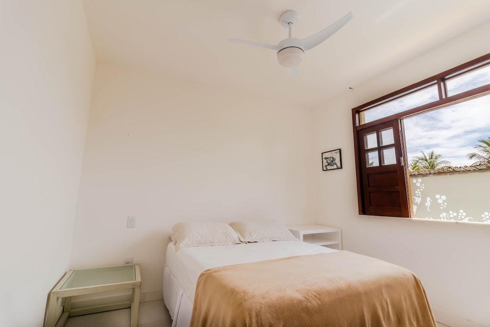 IP01 Casa 5 Suítes a 100m da Praia