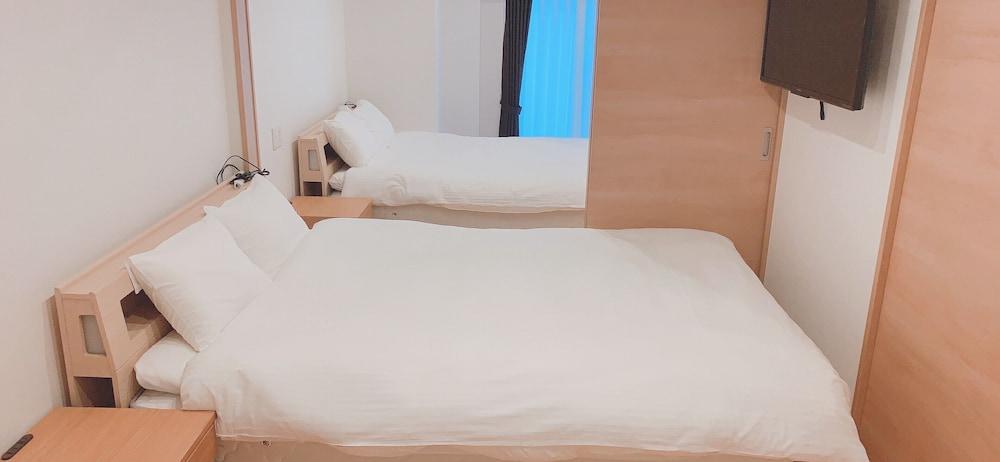 European  Tower  Hotel