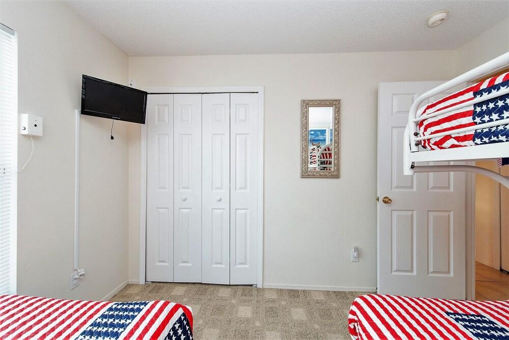 Fenced Yard, Private Pool, Close to Disney!!