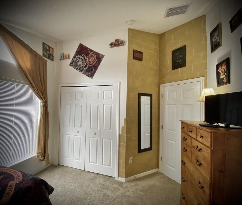 Lake View, Private Pool With Spa & Games Room