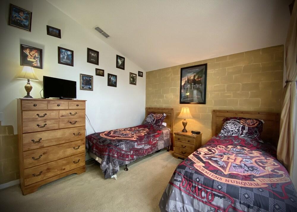 Lake View, Private Pool With Spa & Games Room