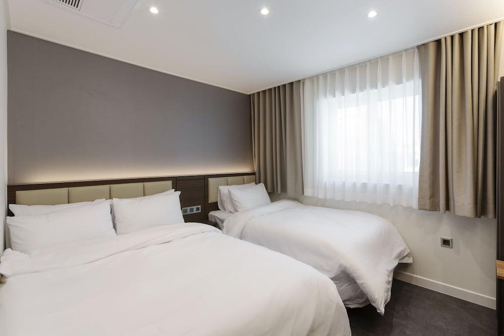 Busan Lounge 26 Hotel