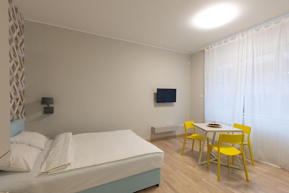 Belgrade Center Apartment VI