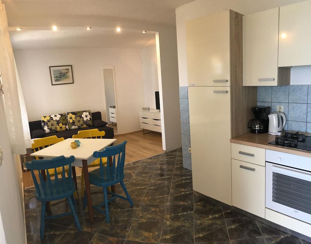 Apartments Eastern Paradise