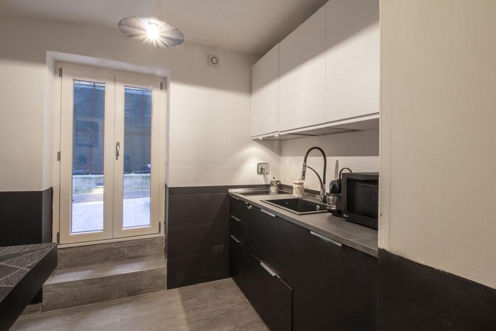 Piazza Vittorio Emanuele NETFLIX Studio