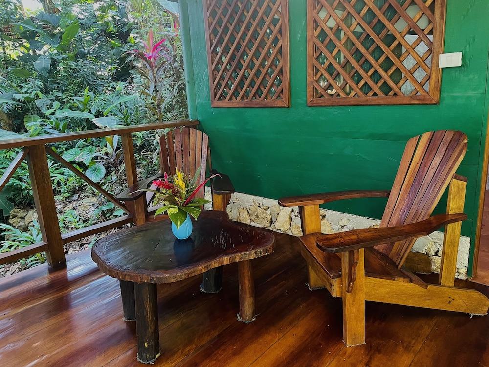 Palmeras del Río Hotel