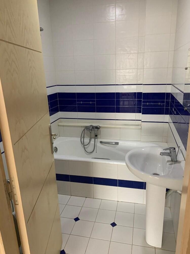 Airbetter - Beachfront 3 Bedroom Apartment in Kelibia