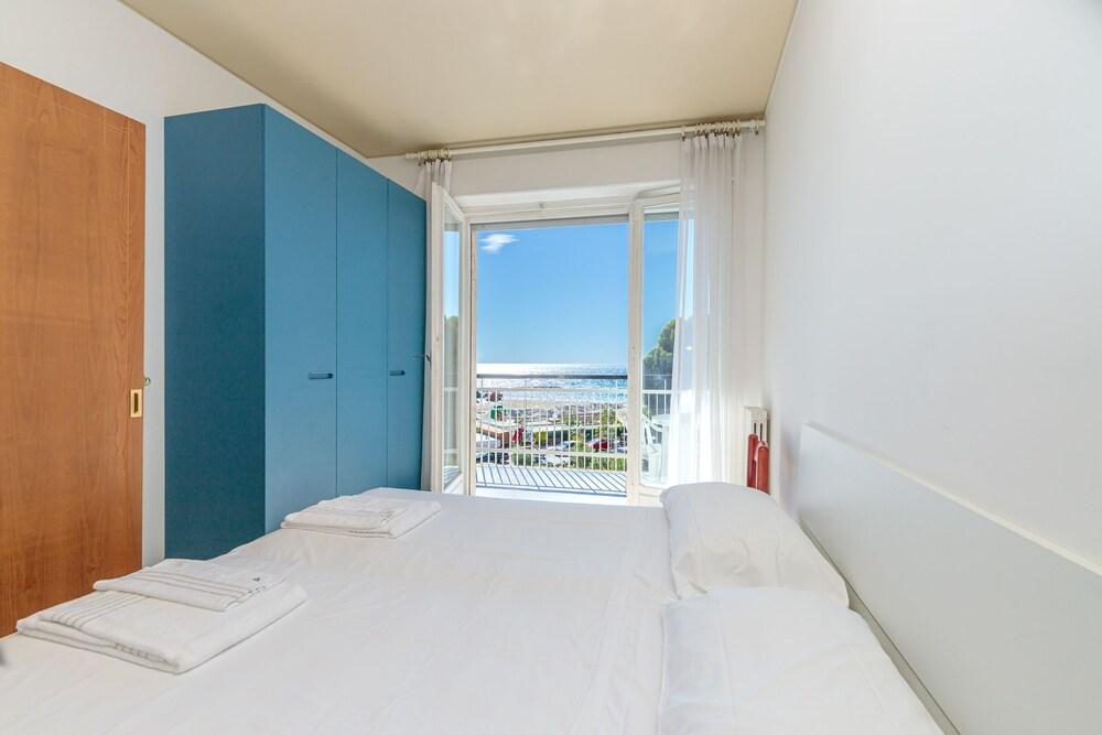 Grattacielo Vittoria 8 Sea Front