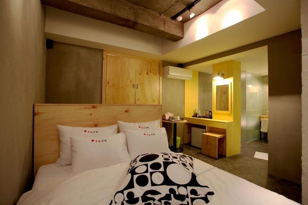 Yaja Korea University