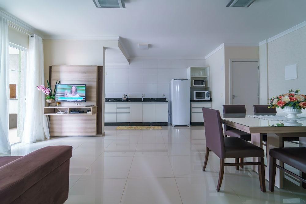 Res Yasmin 306 - 697A