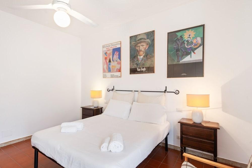 Torre a Mare Villa with Garden & Parking