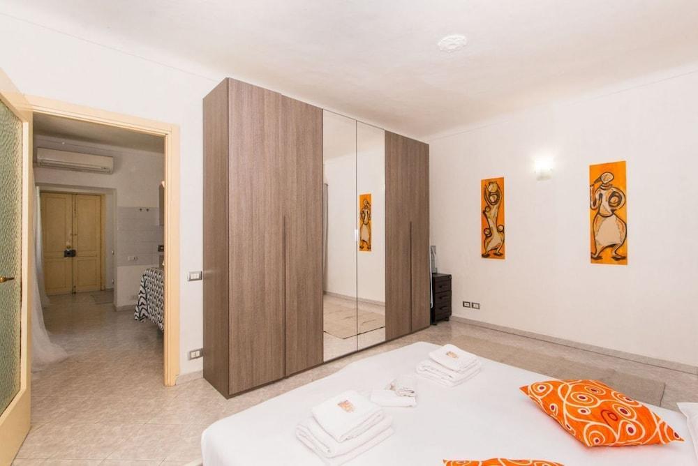 Corso Vittorio & Parco del Valentino Bright Flat