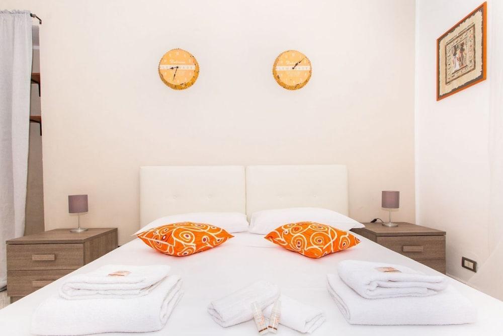 Corso Vittorio & Parco del Valentino Bright Flat