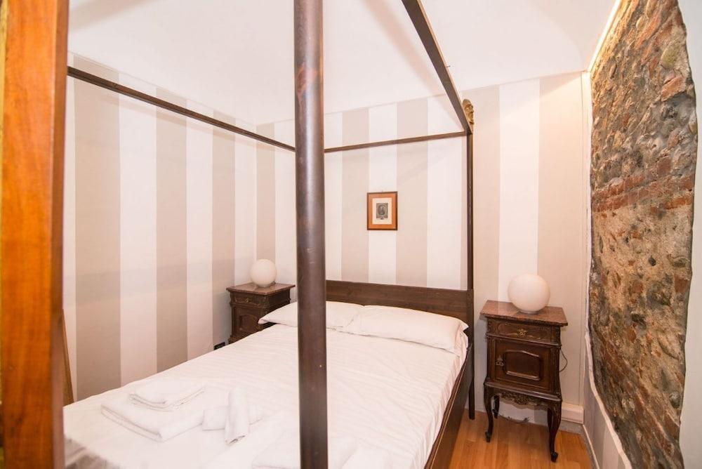 Piazza Vittorio Veneto Elegant Flat