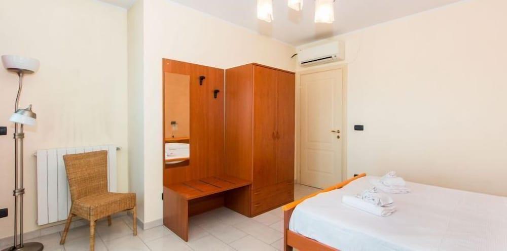 Vanchiglietta Terrace Apartment 