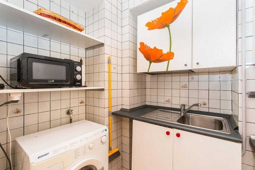 Bright Mini Apartment Valentino