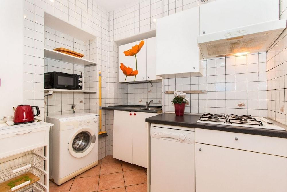 Bright Mini Apartment Valentino