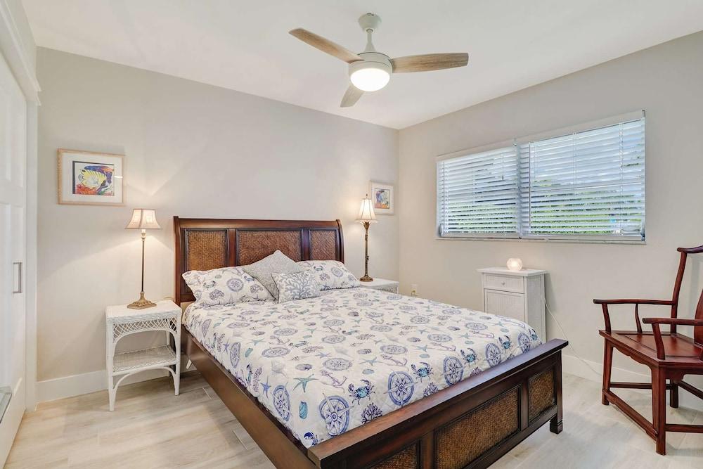 4836/4838 Esplanade St A