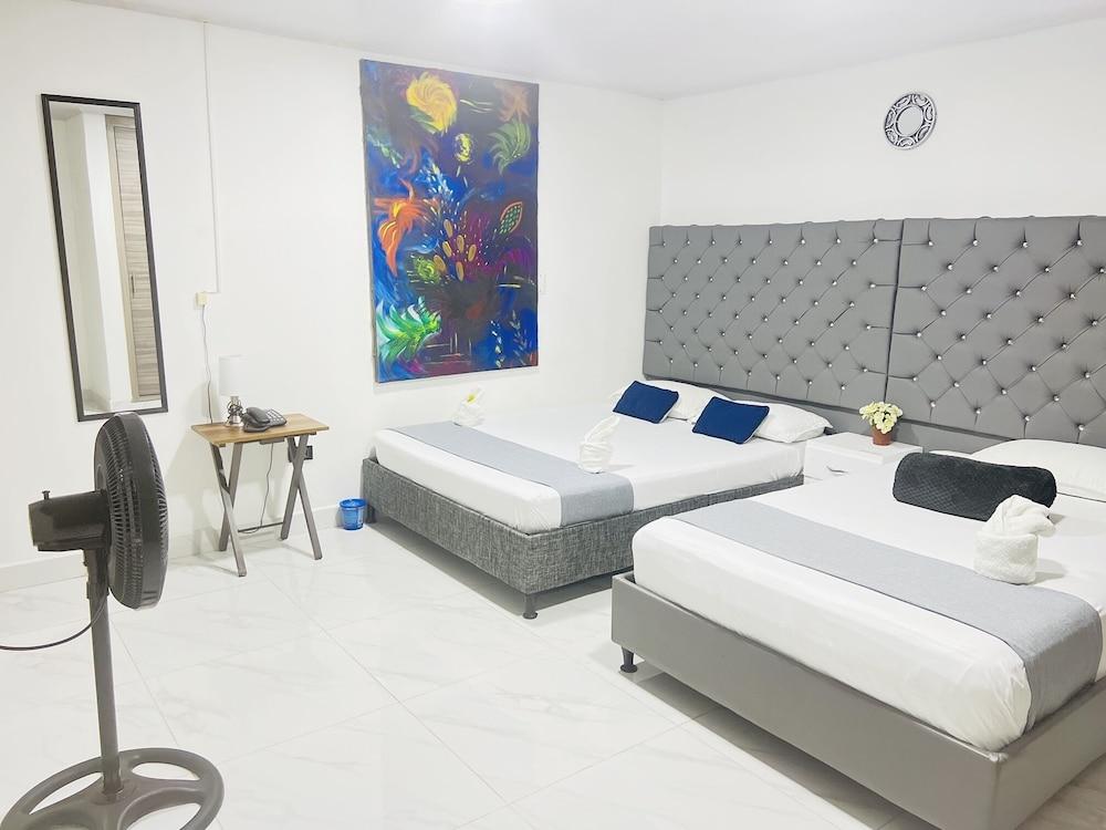 La Forêt de Café Hotel