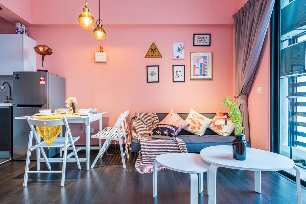 Designer Cozy Studio House