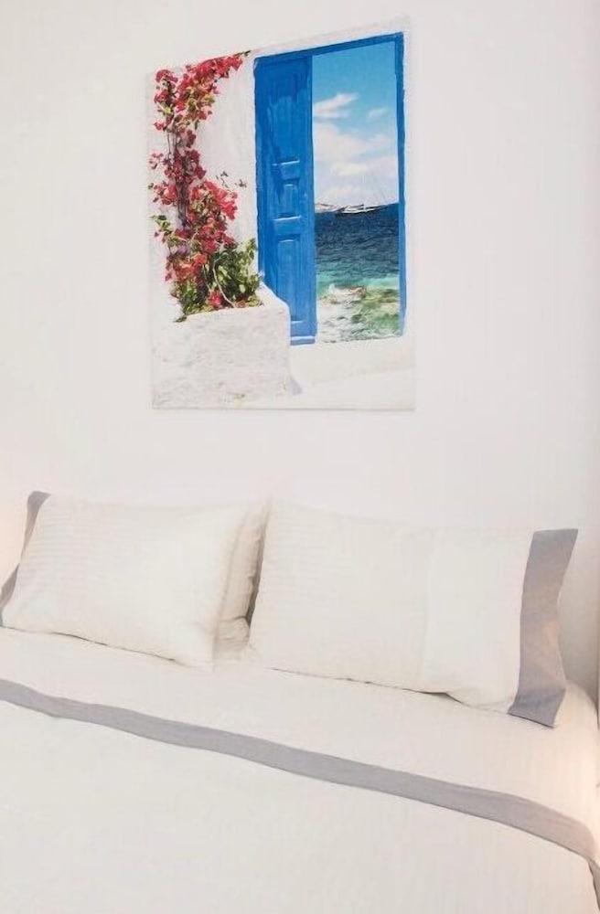 Christy Suites by Alpha Living