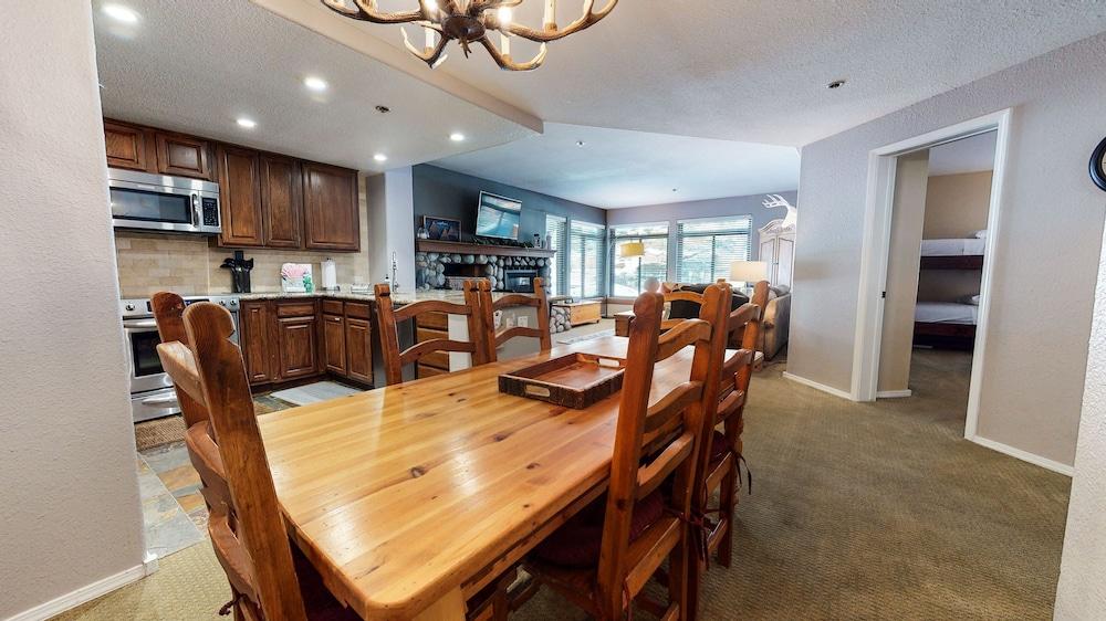 Silver Bear #30 2 Bedroom Condo