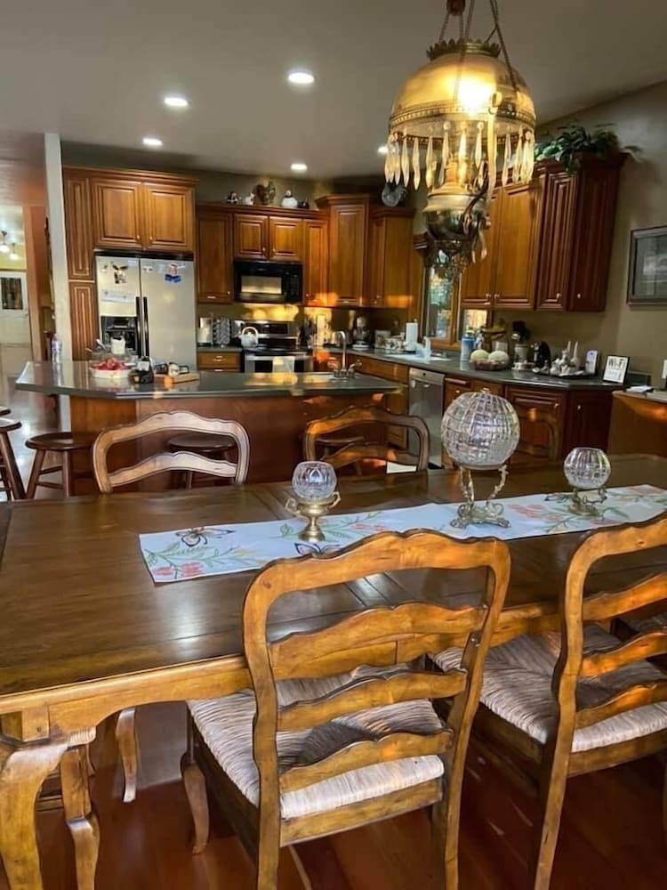 Inn on Bigfork Bay John Wayne