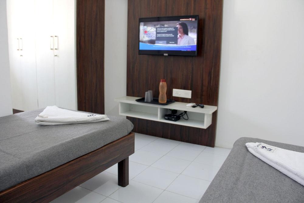 Choice Guest House Pune