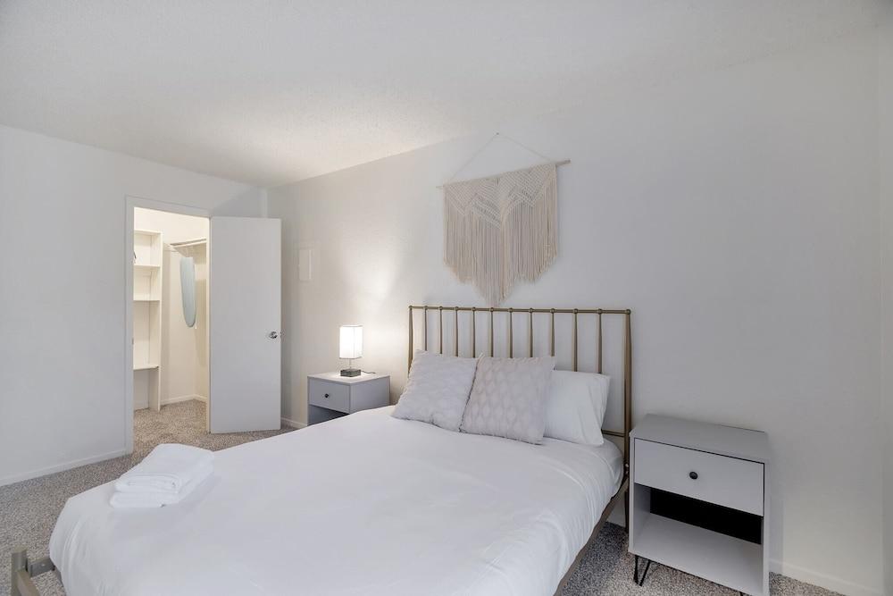 Spacious Midland Getaway