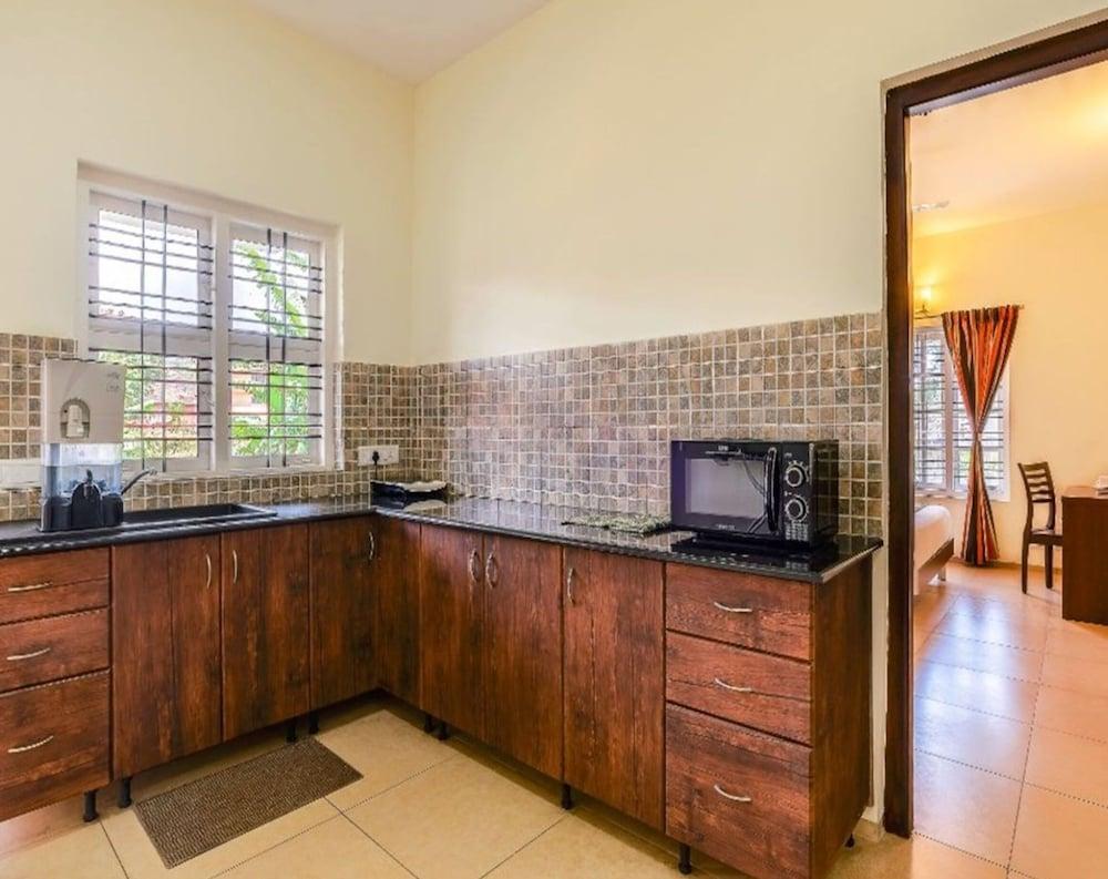 MySpace Express Oleander Service Apartment