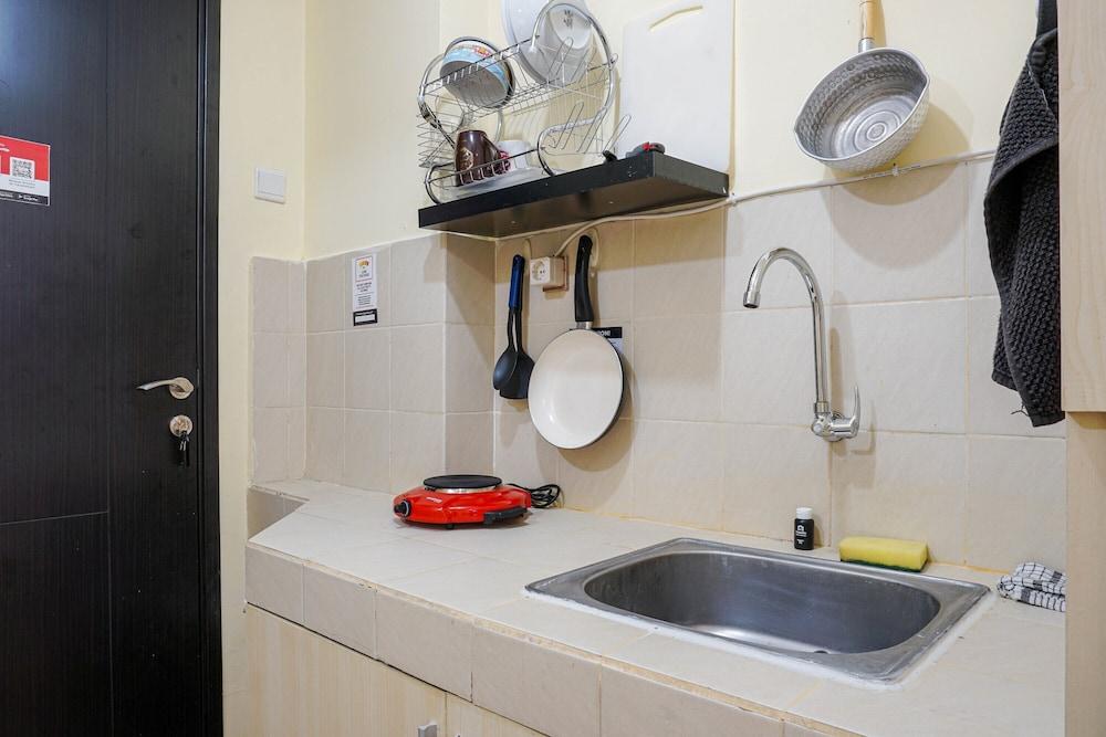 Comfy Studio Apartment at Belmont Residence