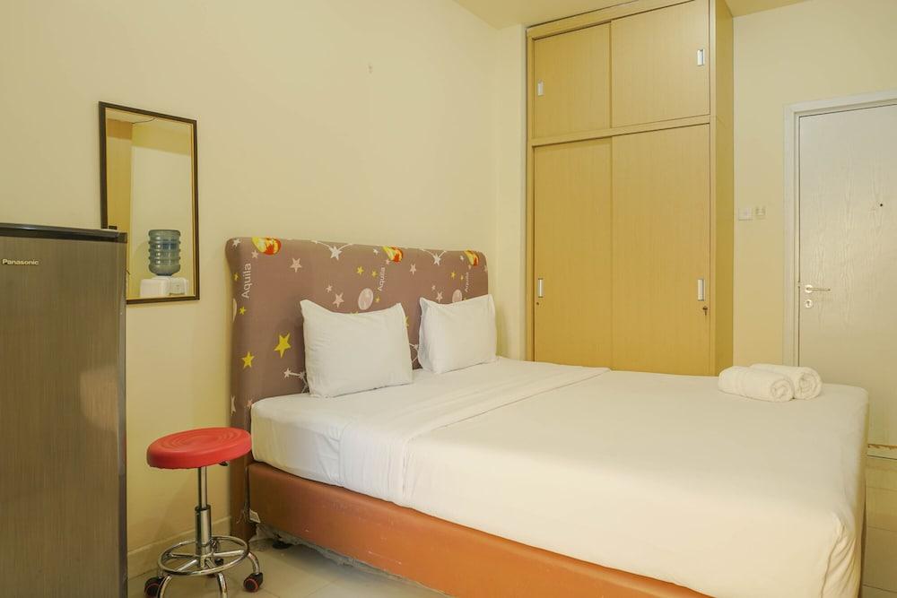 Great Choice Studio Green Pramuka Apartment