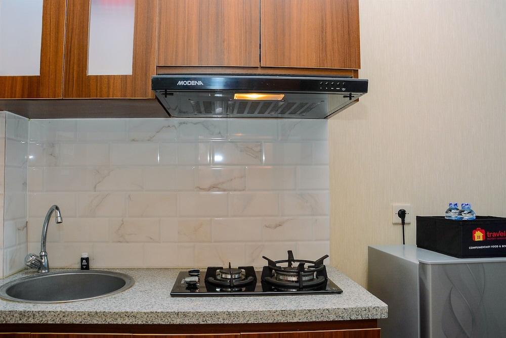 Mini Studio Room Apartment at Tifolia