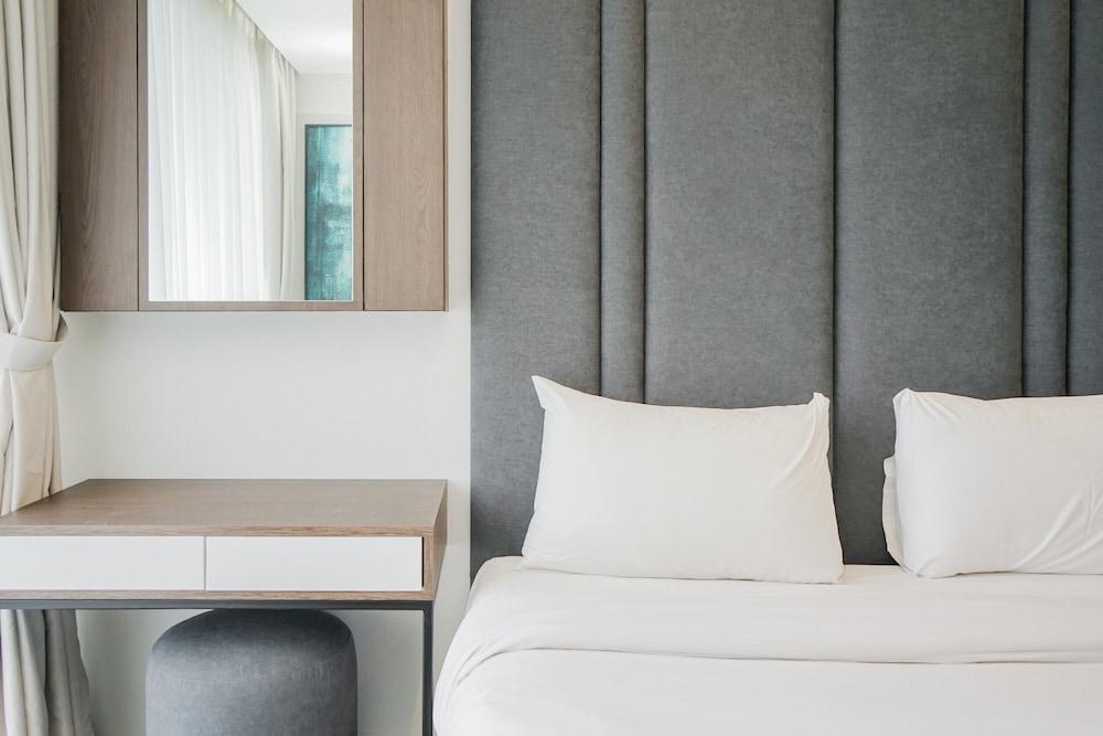 Exclusive with Comfortable 2BR Apartment at Branz BSD