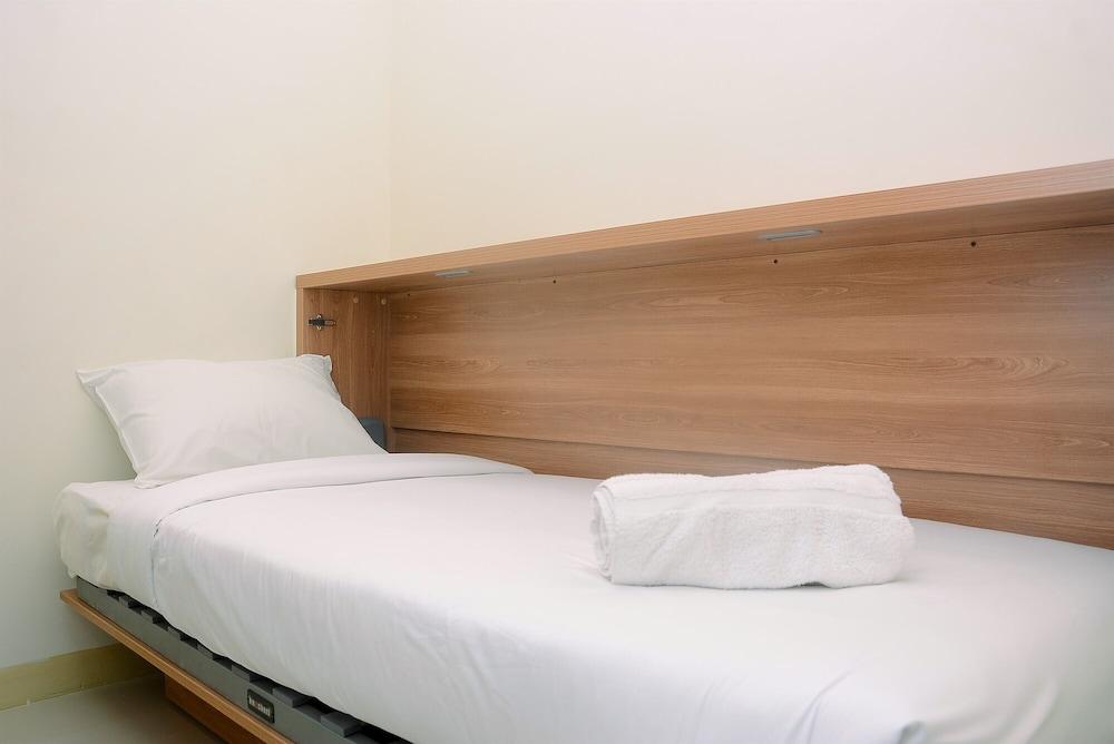 Trendy 2BR Green Pramuka Apartment