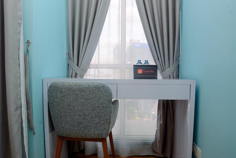 Relaxing Studio at Tifolia Apartment