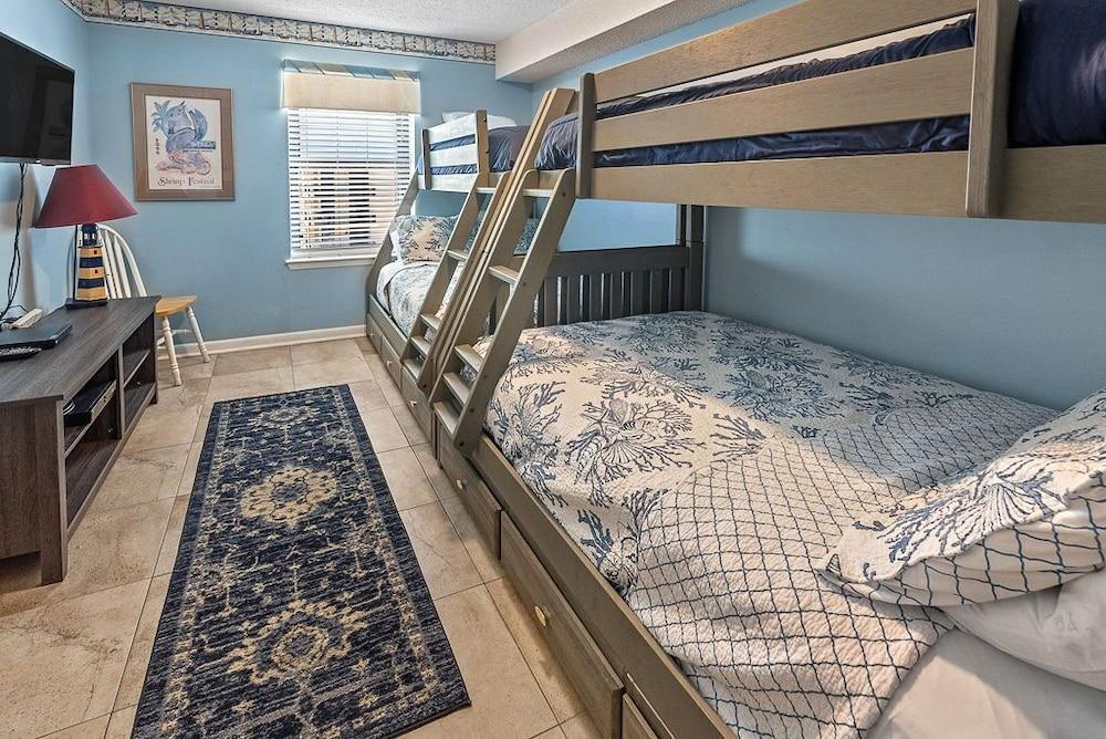 Phoenix East by ALBVR