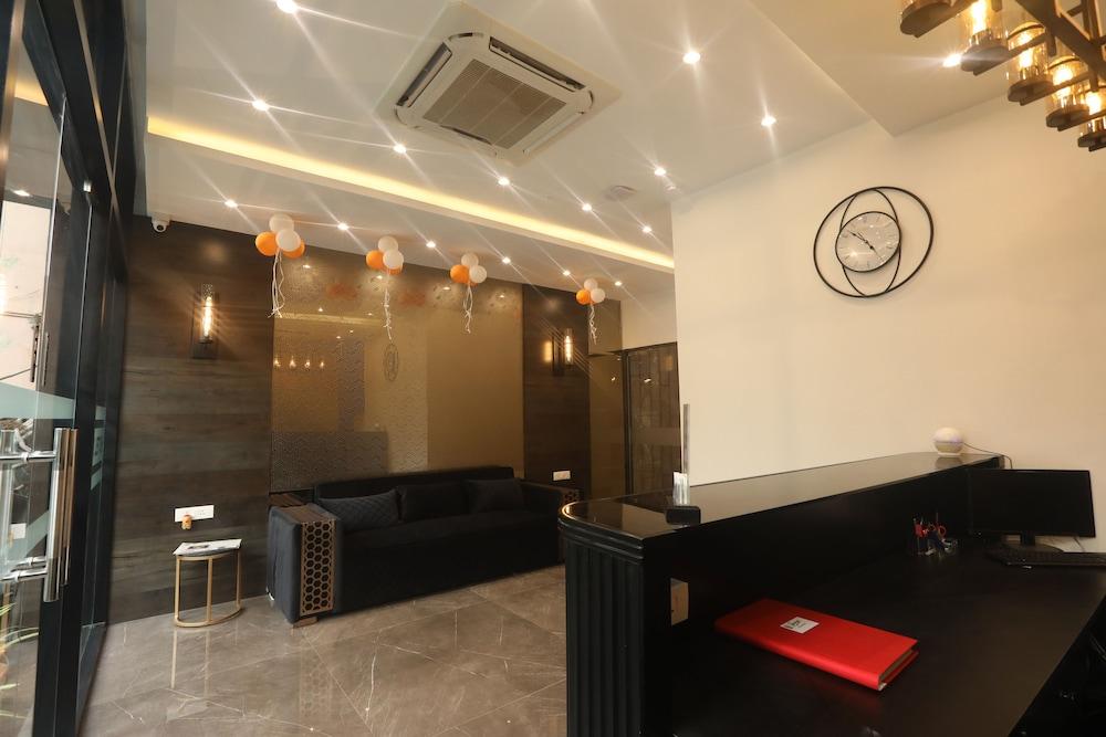 Hotel Royal Inn Mahalaxmi