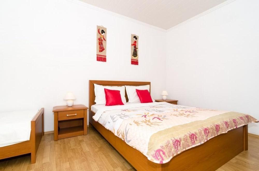 Apartments Villa Nikol