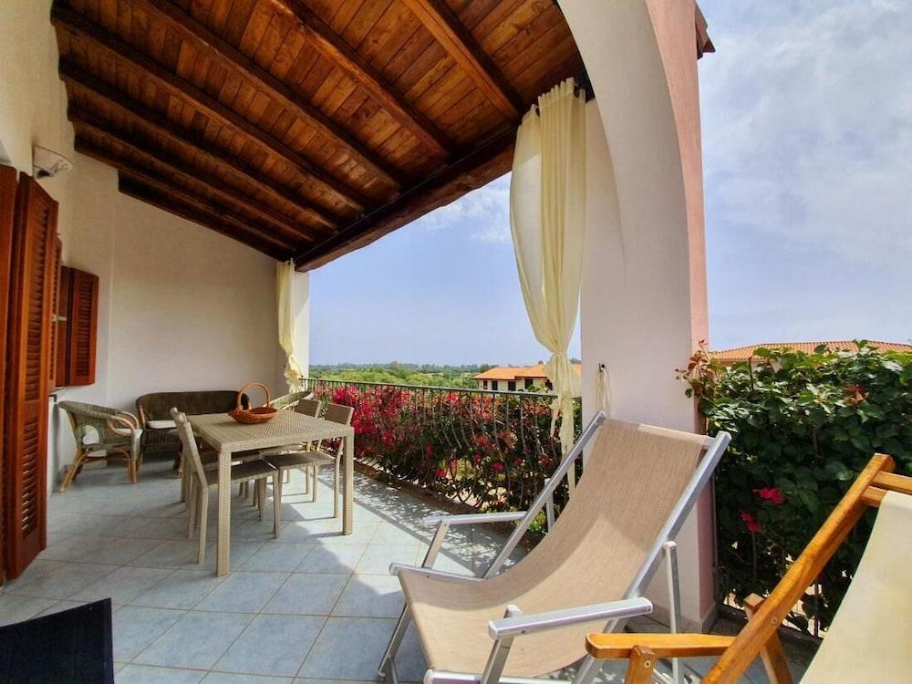 Solaria Bouganville First Floor With Mini-pool