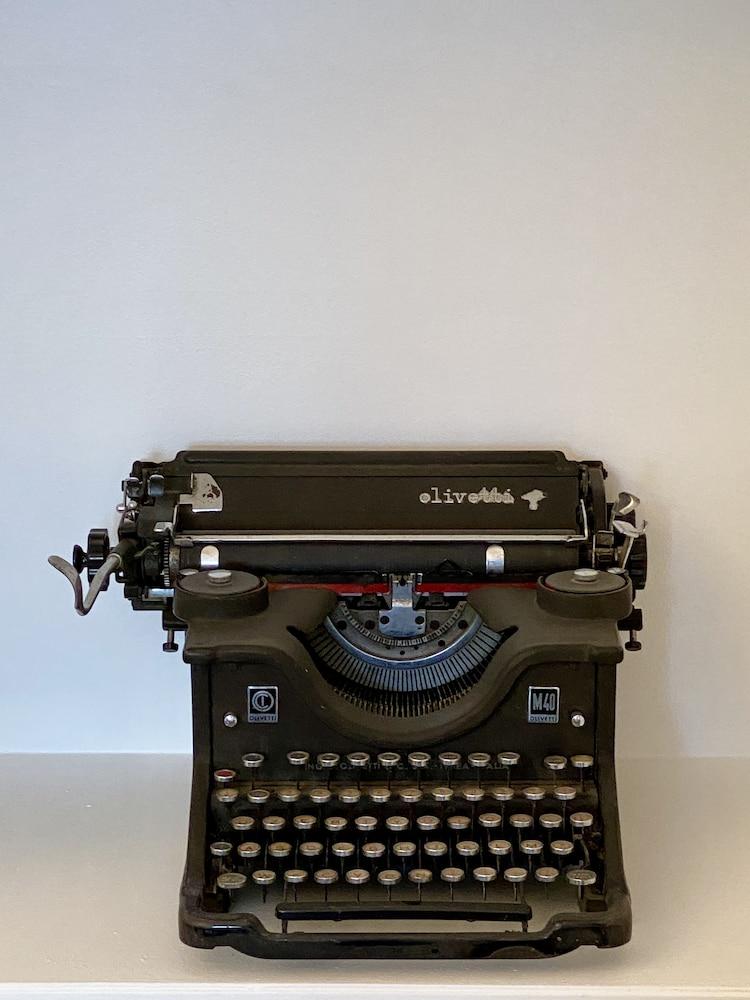 Cache-nez, Piazza Dante Napoli