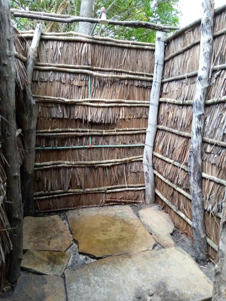 Room-mida Creek Eco Camp - Lodge