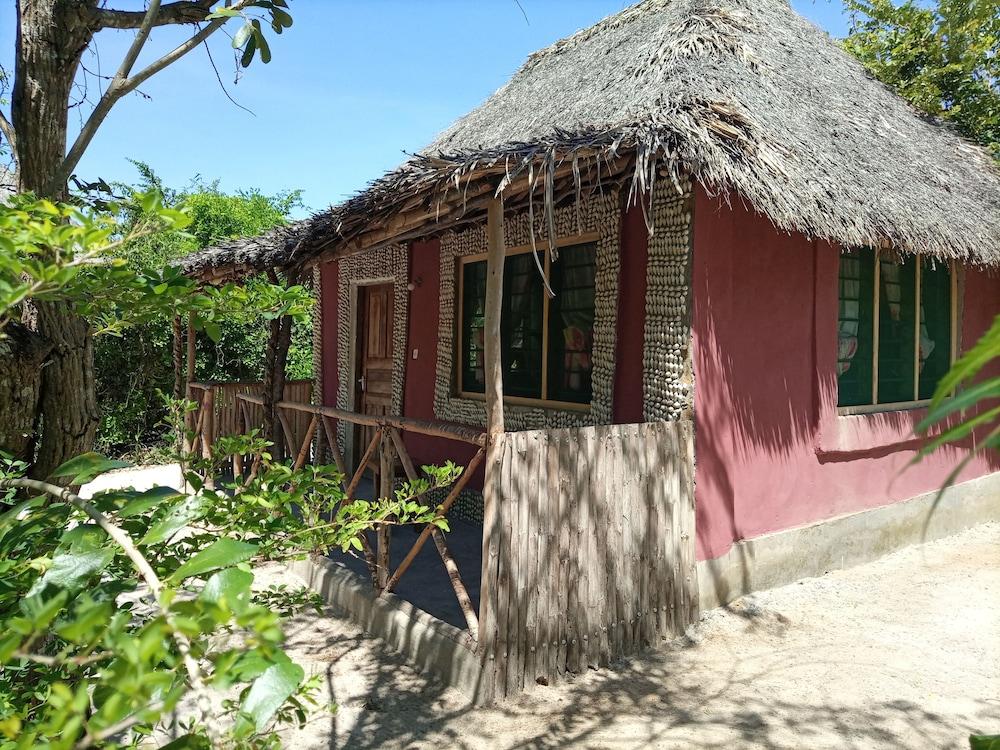 Room in B&B - Mida Creek Eco Camp 1