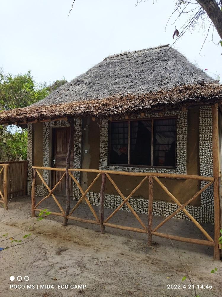 Room in B&B - Mida Creek Eco Camp 1