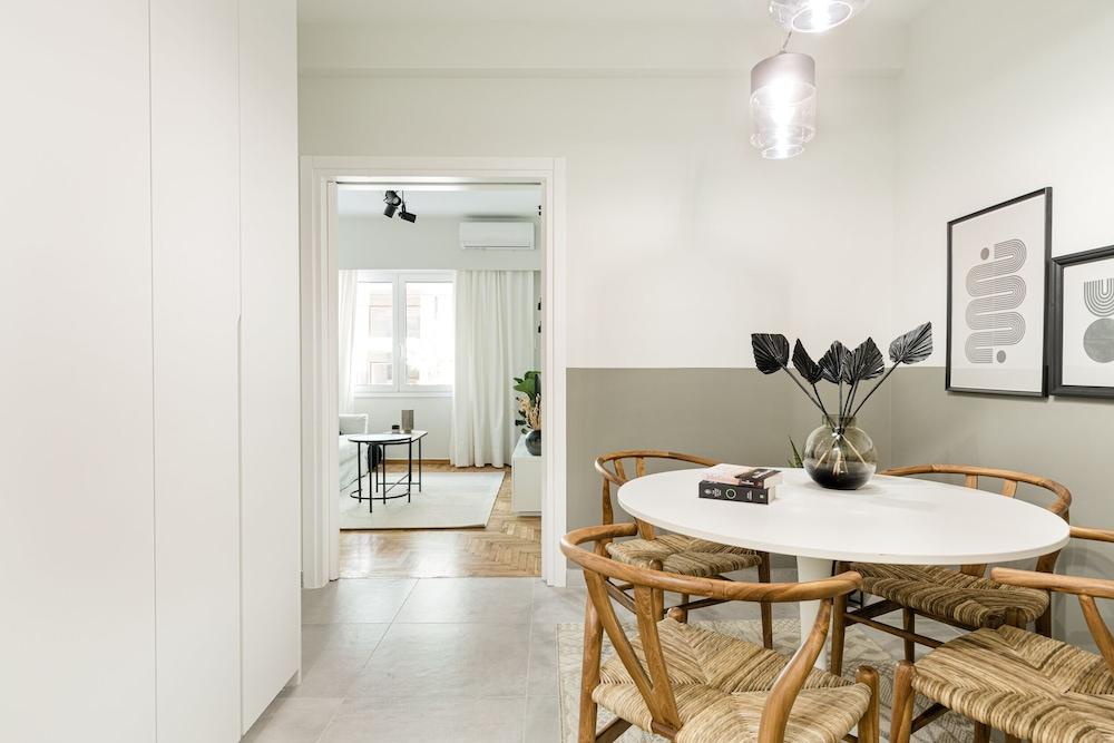 Serene 1 BR Apartment in Koukaki