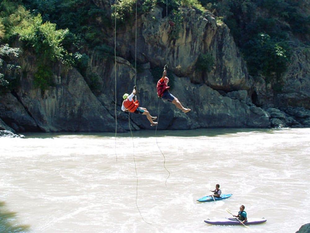 Camp High 5 By Himalayan Eco Lodges