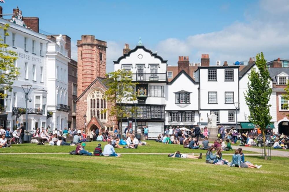 Cathedral View - Exclusive Apartment on Cathedral Green